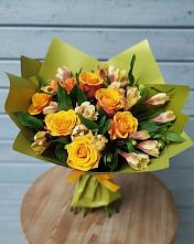 Букет цветов из:  Альстромерии и Розы в Усово-Тупик
