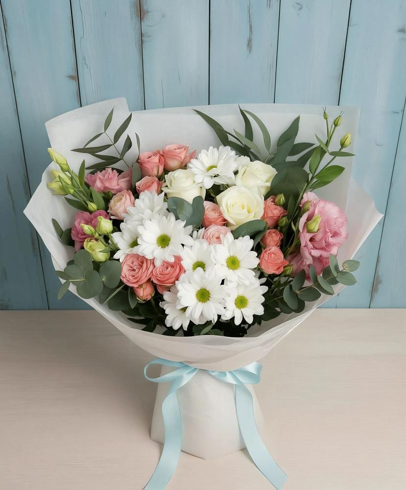 Букет цветов из: Розы, Лизиантусы и Хризантемы в Усово-Тупик