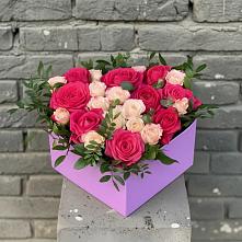 Цветочная композиция из Розы в коробке в Усово-Тупик