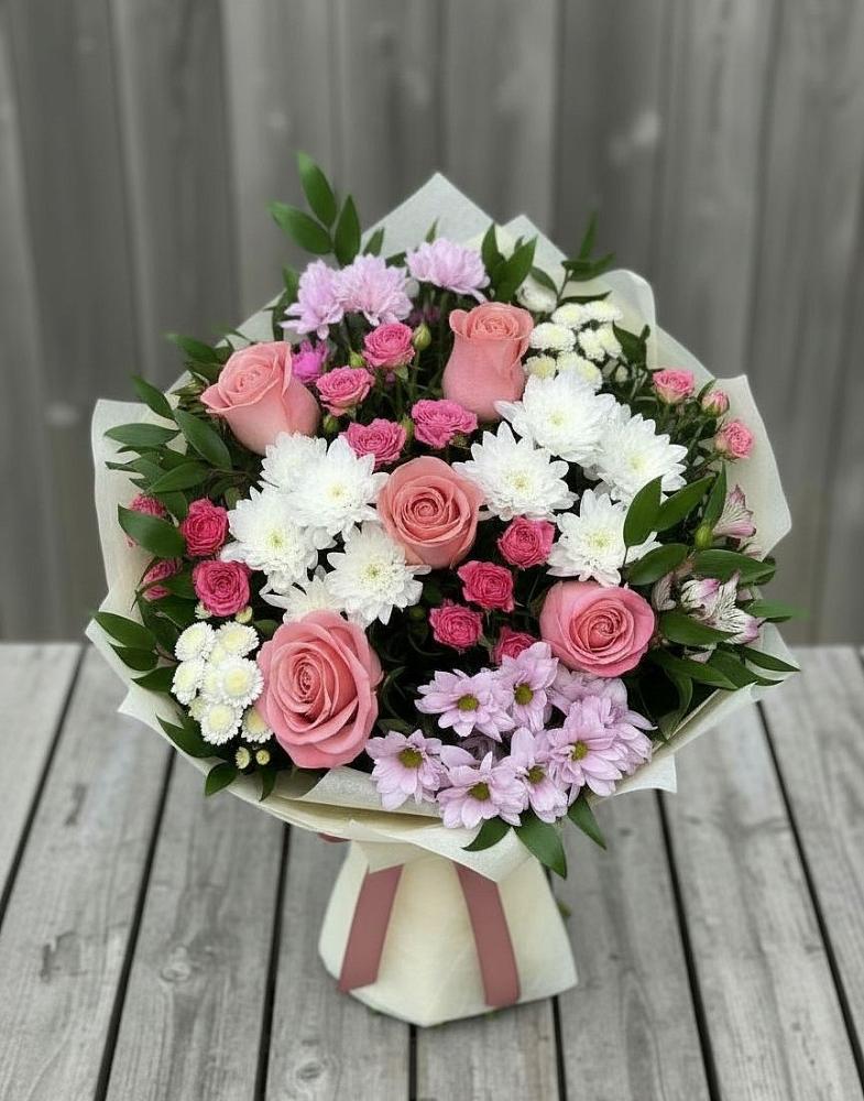 Букет цветов из: Альстромерии, Гвоздики, Розы и Хризантемы в Усово-Тупик
