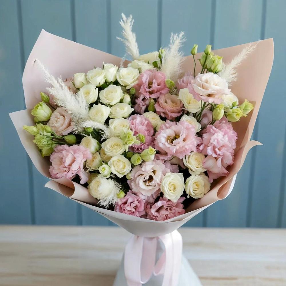 Букет цветов из: Альстромерии и Розы в Усово-Тупик