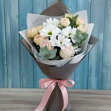 Букет цветов из:  Хризантемы и Розы в Усово-Тупик