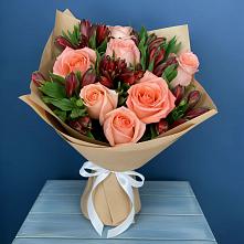 Букет цветов из:  Розы и Альстромерии в Усово-Тупик