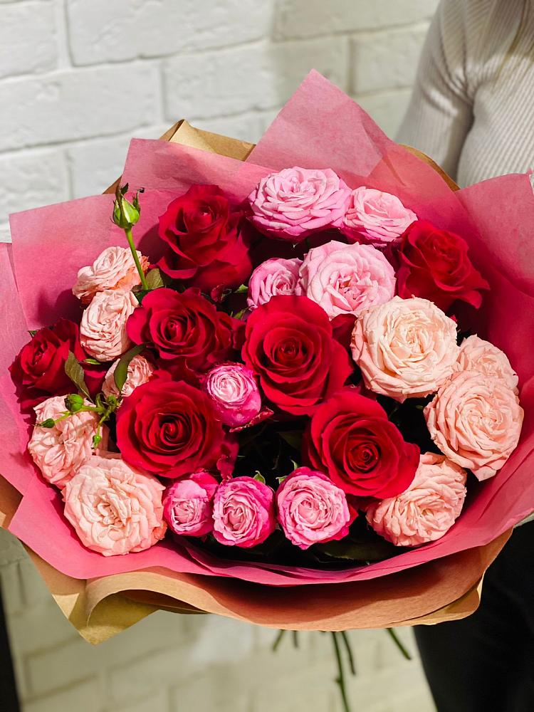 Букет цветов из: Розы в Усово-Тупик