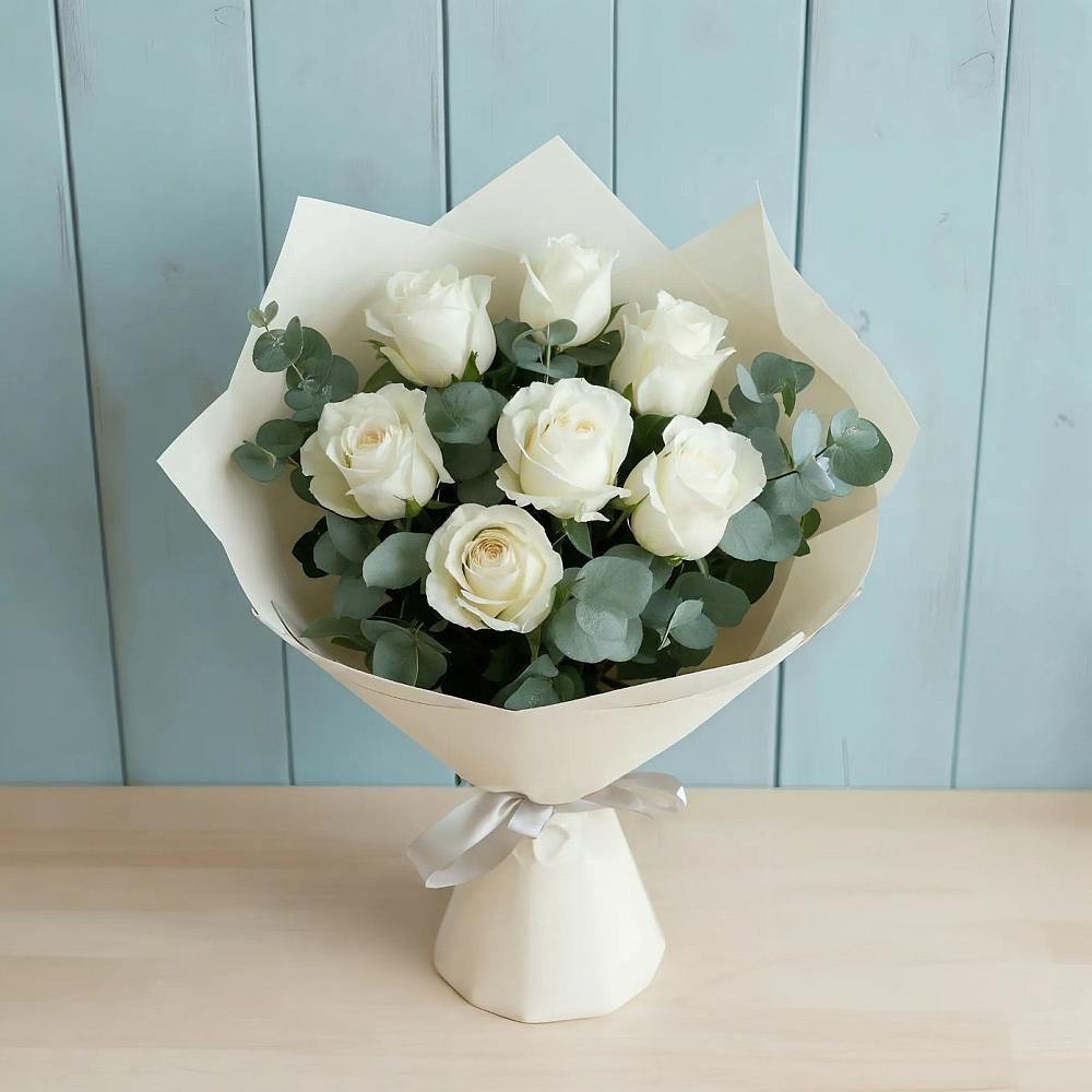 Букет Белые розы в Эвкалипте в Усово-Тупик