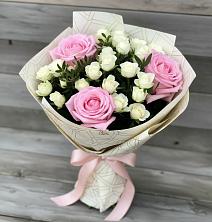 Букет цветов из:  Розы в Усово-Тупик