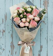 Букет цветов из:  Розы в Усово-Тупик