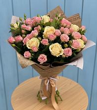 Букет цветов из:  Розы в Усово-Тупик