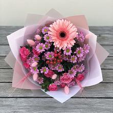 Букет цветов из:  Розы, Герберы и Хризантемы в Усово-Тупик