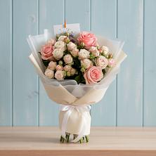Букет цветов из:  Розы в Усово-Тупик